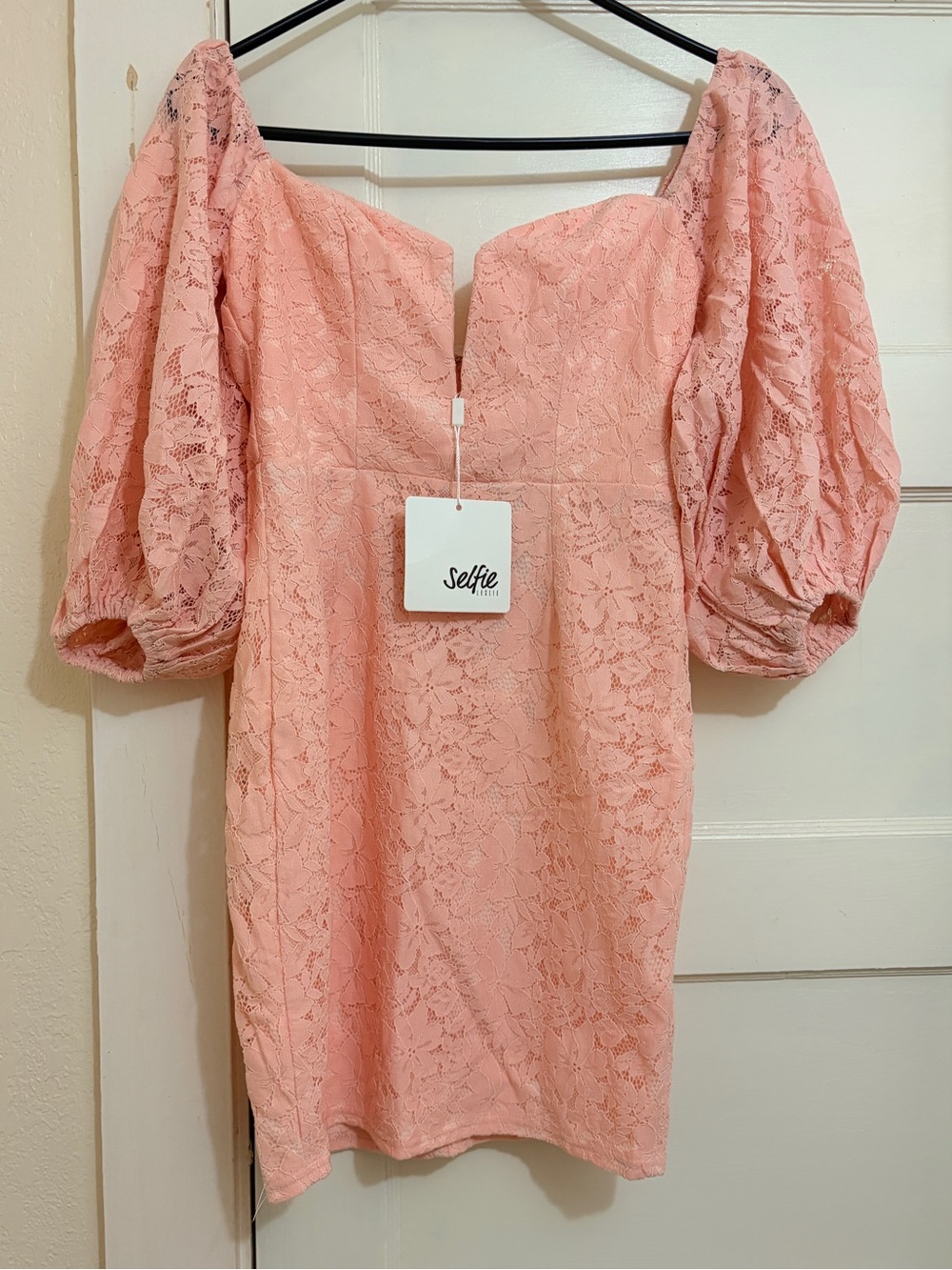 Selfie Leslie Pink Floral Lace Puff Sleeve Mini Dress NWT